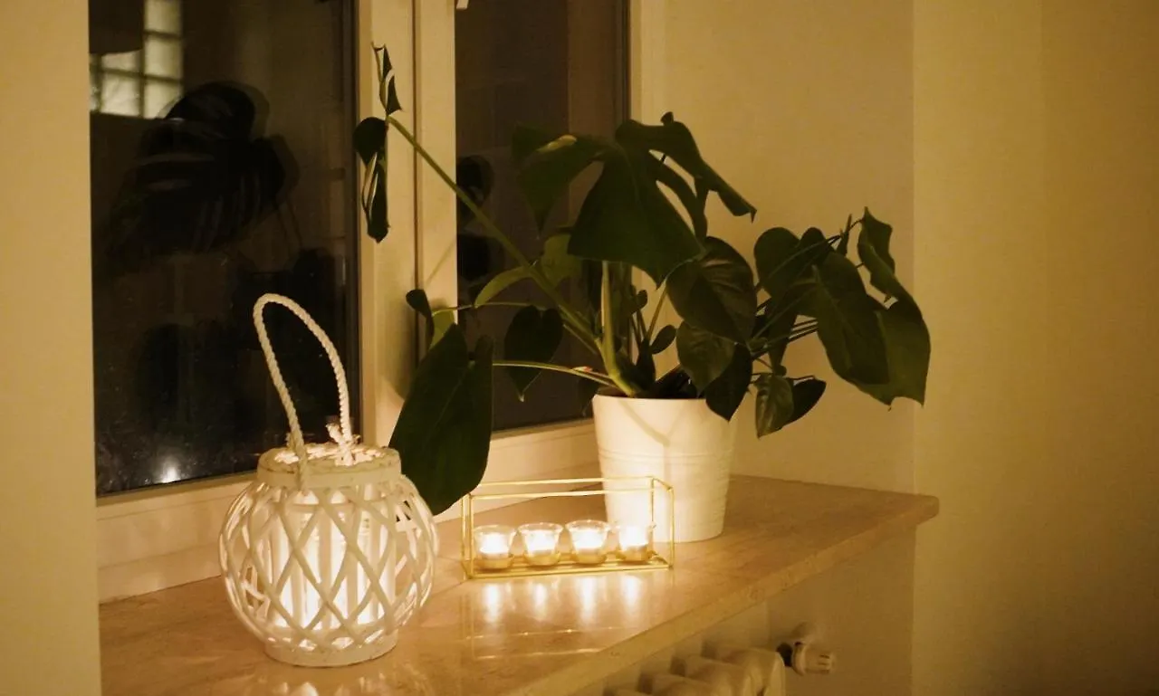 Apartament Centrum Kamienica! Nowy! Wi-Fi, Smart Tv Warsaw 0*,  Poland